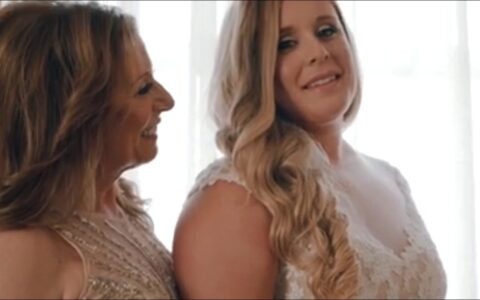 Karen Caplan with daughter Alex Jackson on wedding day