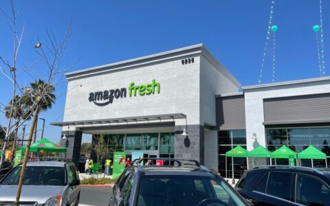 Image, Amazon Fresh Store Grand Opening